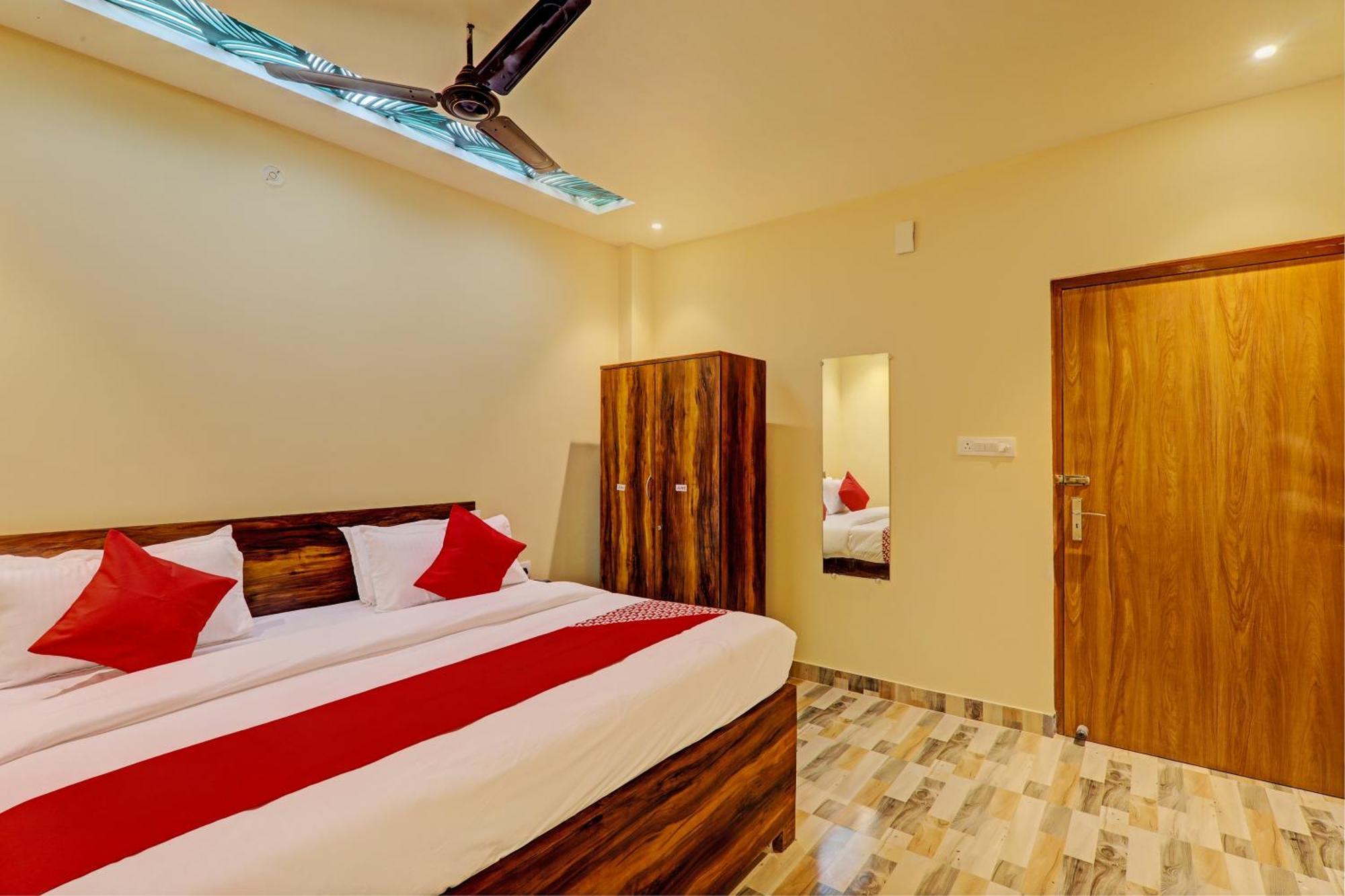 Hotel O Royal Regency Palace Gorakhpur Dış mekan fotoğraf