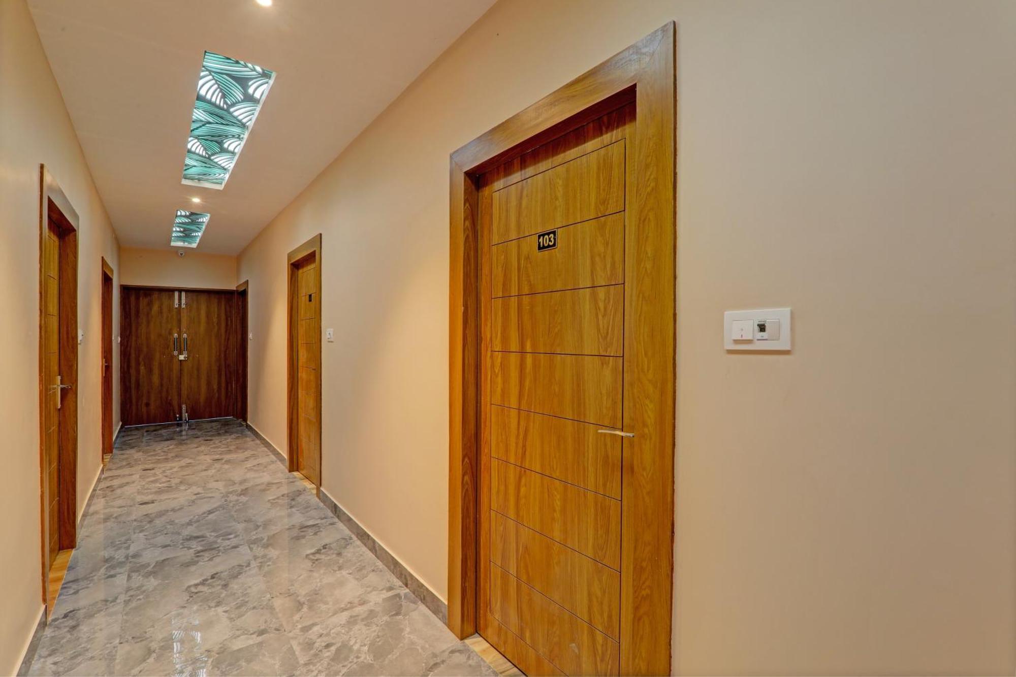 Hotel O Royal Regency Palace Gorakhpur Dış mekan fotoğraf