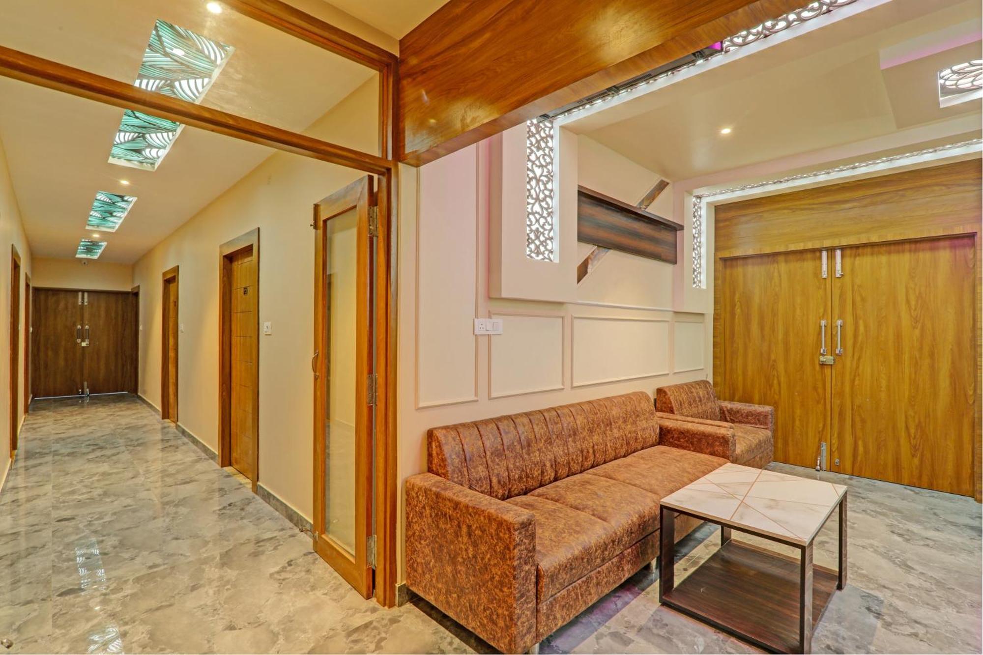 Hotel O Royal Regency Palace Gorakhpur Dış mekan fotoğraf
